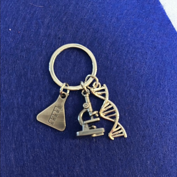 Science-Themed Keychain - Picture 1 of 2
